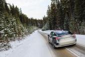 My Tesla Adventures Drive to Lake Louise. Photo Credit: Sergei Belski montagne conduite
